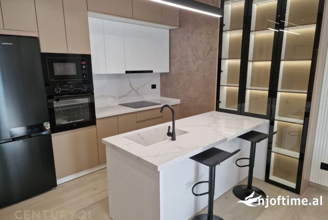 Shtepi me qera 2+1 ne Tirane - 1,500 Euro