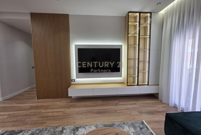 Shtepi me qera Apartament ne Tirane, 1+1, Mobilimi E mobiluar, Pagesa 1,000  Euro.