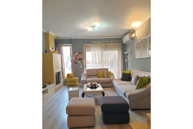 Shtepi me qera 2+1 ne Tirane - 550 Euro
