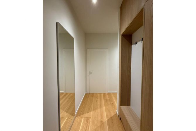 Shtepi me qera 2+1 ne Tirane - 1,200 Euro