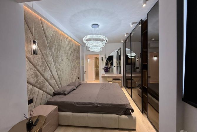 Shtepi me qera Apartament ne Tirane, 2+1, Mobilimi E mobiluar, Pagesa 1,800  Euro.