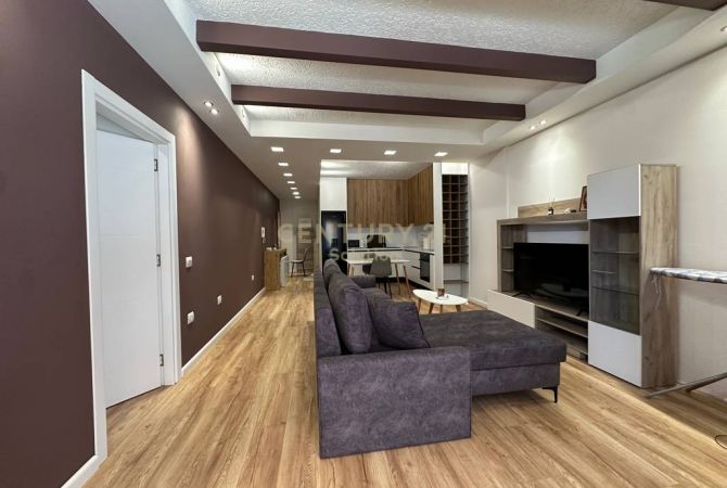 Shtepi ne shitje 1+1 ne Tirane - 180,000 Euro