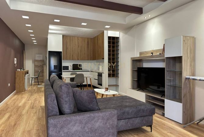 Shtepi ne shitje 1+1 ne Tirane - 180,000 Euro
