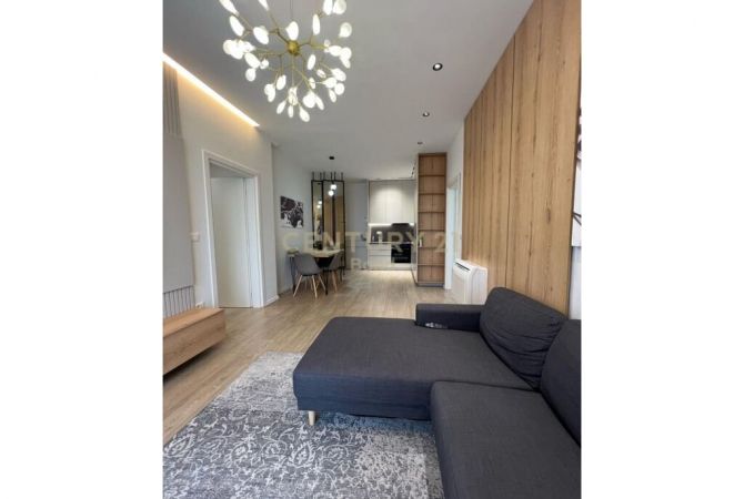 Shtepi me qera 2+1 ne Tirane - 1,500 Euro