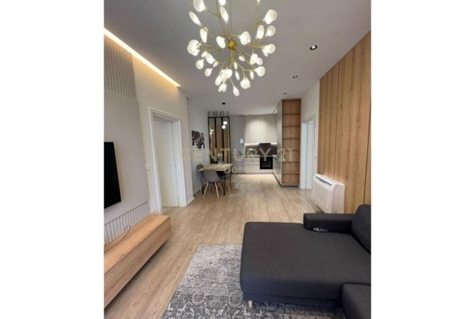 Shtepi me qera 2+1 ne Tirane - 1,500 Euro