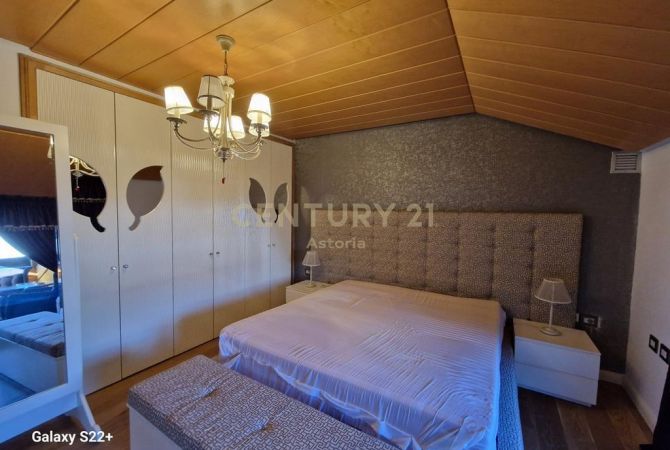 Shtepi me qera Vila Luksoze ne Tirane, 3+1, Mobilimi E mobiluar, Pagesa 3,000  Euro.