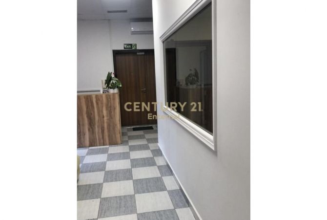 Shesim Ambjent Komercial tek Ish-ekspozita