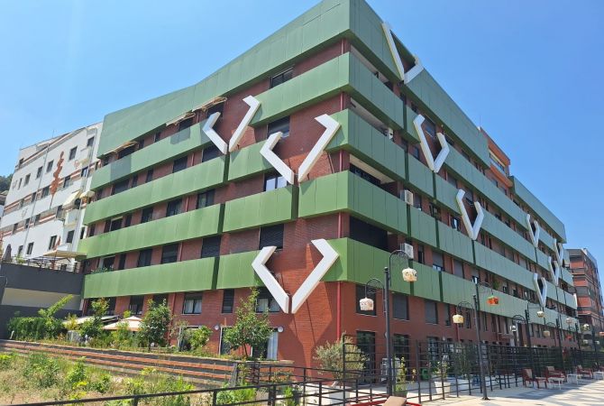 Shtepi ne shitje Apartament ne Tirane, 2+1, Mobilimi Bosh, pa mobiluar, Pagesa 205,000  Euro.