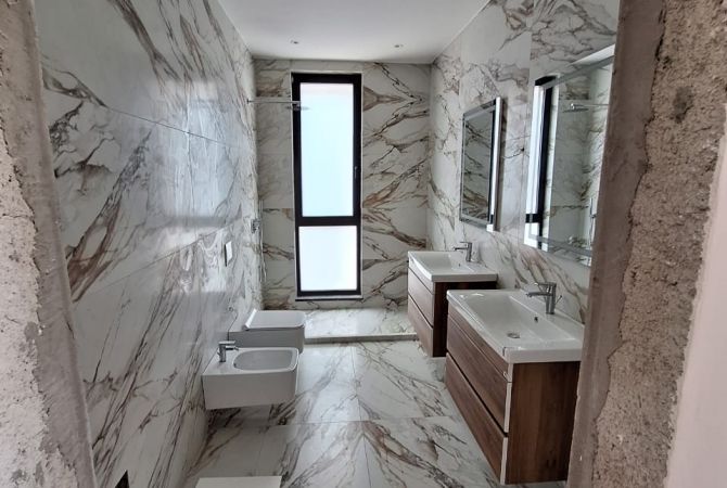 Shtepi me qera 3+1 ne Tirane - 3,000 Euro
