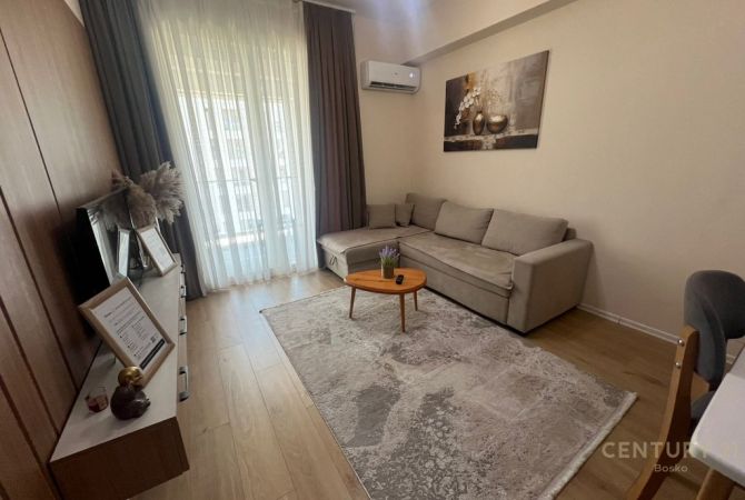 Shtepi ne shitje Apartament ne Tirane, 2+1, Mobilimi E mobiluar, Pagesa 203,000  Euro.