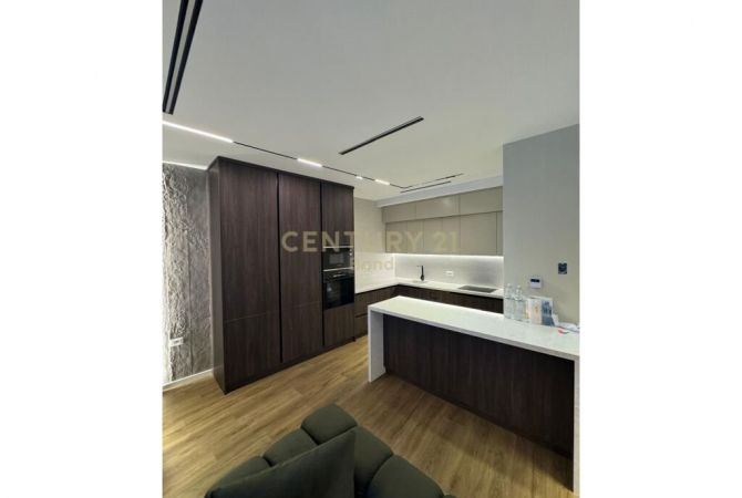 Shtepi me qera Apartament ne Tirane, 2+1, Mobilimi E mobiluar, Pagesa 2,000  Euro.