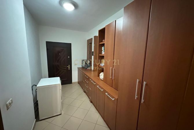 Shtepi ne shitje 2+1 ne Tirane - 205,000 Euro