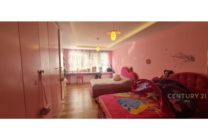 Shtepi ne shitje 3+1 ne Tirane - 370,000 Euro