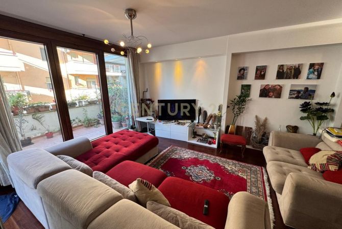 Shtepi ne shitje 3+1 ne Tirane - 340,000 Euro