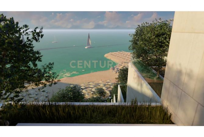 Shtepi ne shitje Penthose(kati i fundit panoramik) ne Sarande, 3+1, Mobilimi Bosh, pa mobiluar, Pagesa 500,000  Euro.