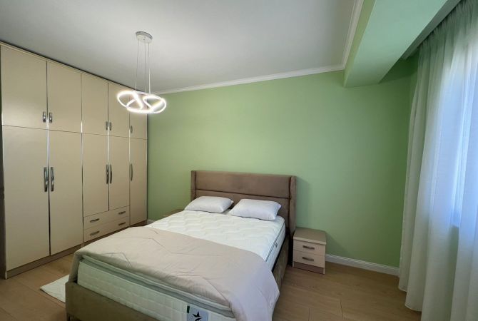 Shtepi ne shitje Apartament ne Tirane, 1+1, Mobilimi E mobiluar, Pagesa 107,000  Euro.