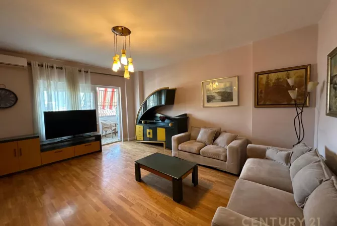 Shtepi ne shitje 3+1 ne Tirane - 415,000 Euro
