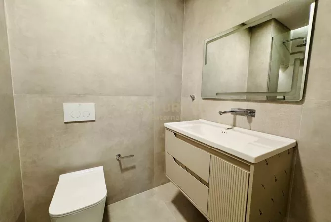 Shtepi ne shitje Apartament ne Tirane, 3+1, Mobilimi E mobiluar, Pagesa 365,000  Euro.