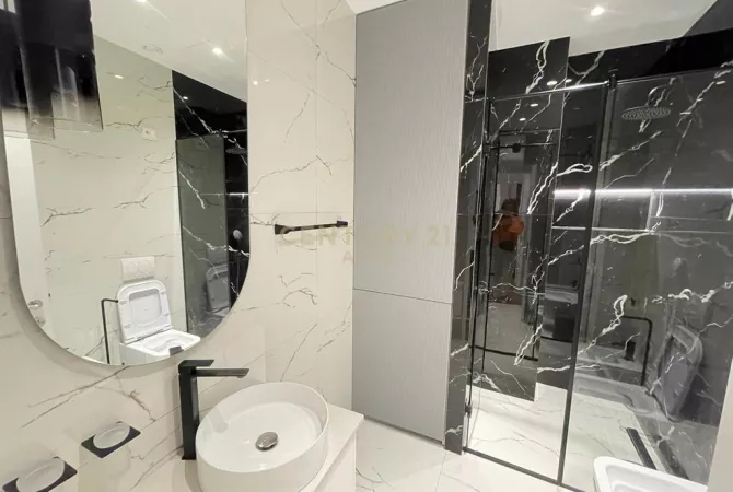 Shtepi me qera Apartament ne Tirane, 2+1, Mobilimi E mobiluar, Pagesa 1,900  Euro.