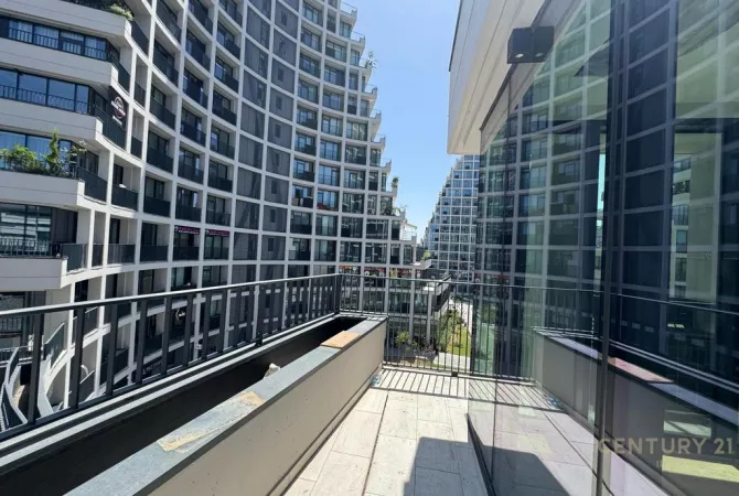 Ambient biznesi me qera 3+1 ne Tirane - 1,500 Euro