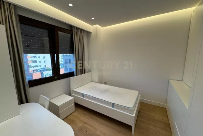 Shtepi me qera Duplex(shtepi me 2 kate) ne Tirane, 3+1, Mobilimi E mobiluar, Pagesa 1,500  Euro.