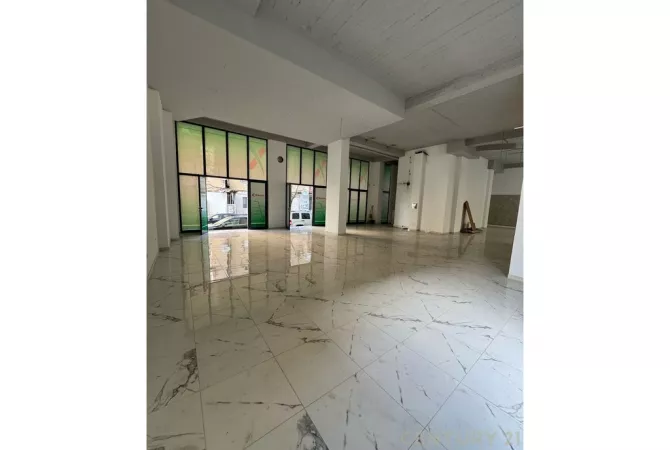 Ambient biznesi me qera 1+1 ne Tirane - 2,000 Euro