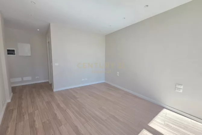 Zyre me Qera+Post parkimi Residenca Lake View!!