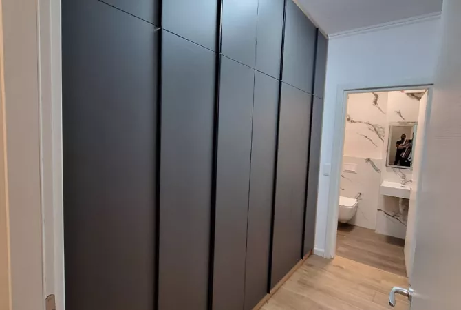 Shtepi me qera Apartament ne Tirane, 3+1, Mobilimi E mobiluar, Pagesa 850  Euro.