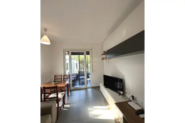 Shtepi ne shitje 1+1 ne Durres - 220,000 Euro