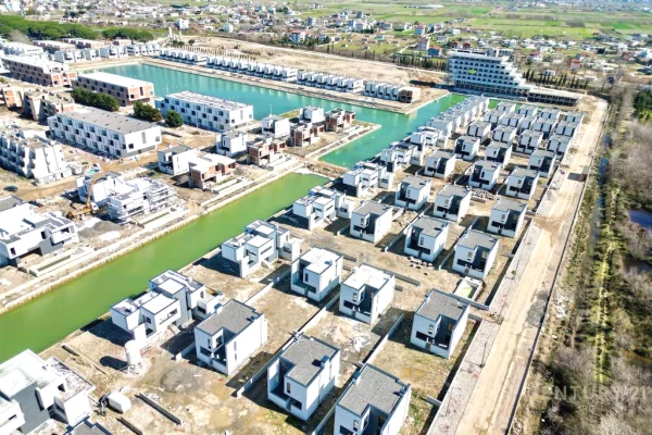 Apartment for sale in Durres 1+1, Emty