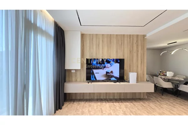 House for Sale 3+1 in Tirana - 780,000 Euro