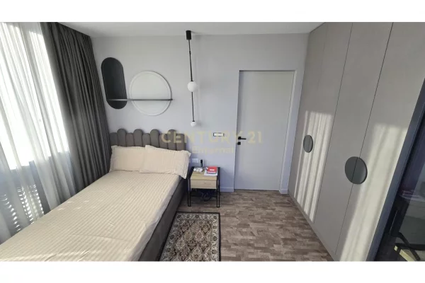 Shtepi ne shitje Apartament ne Tirane, 3+1, Mobilimi E mobiluar, Pagesa 780,000  Euro.