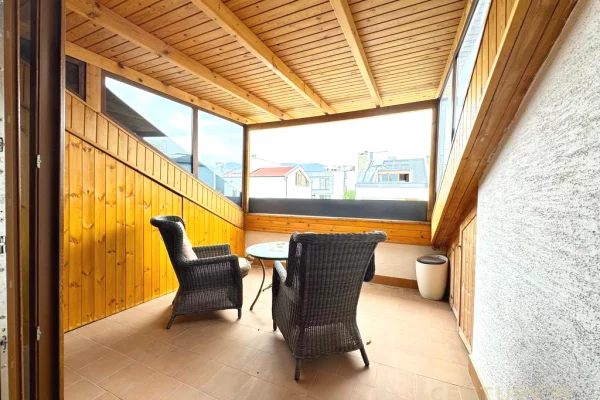 Shtepi me qera Vila Luksoze ne Tirane, 3+1, Mobilimi E mobiluar, Pagesa 2,500  Euro.