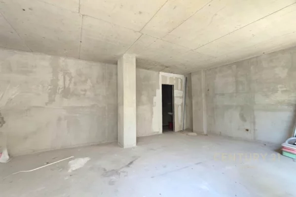 Zyre per qira open space tek Rruga e Kosovareve!