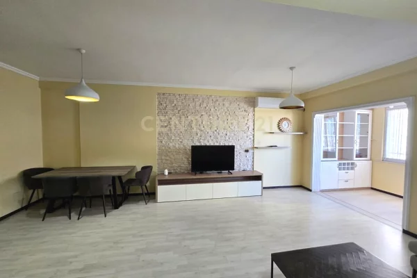 Shtepi ne shitje 2+1 ne Tirane - 200,000 Euro