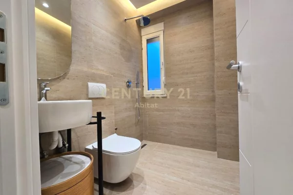 Shtepi ne shitje 2+1 ne Tirane - 320,000 Euro