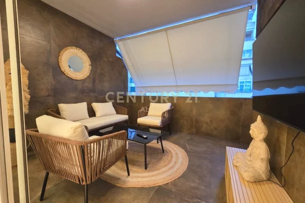 Shtepi ne shitje Apartament ne Tirane, 2+1, Mobilimi E mobiluar, Pagesa 320,000  Euro.