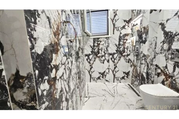 Luxury villas for sale in Durres 7+1, Furnished