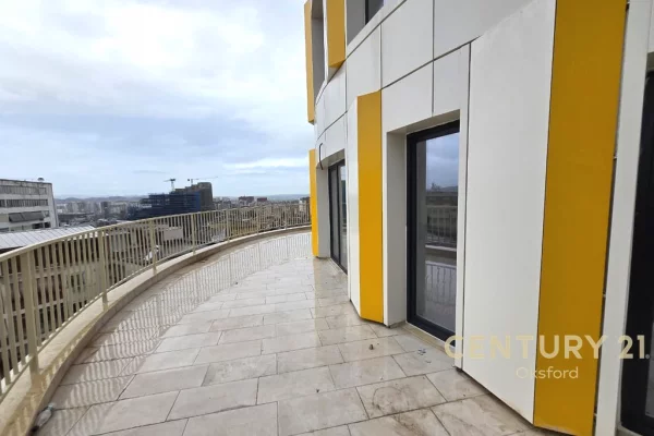 Zyre 3+2+ veranda Me Qira ne Zogu i Zi, (224 m2)