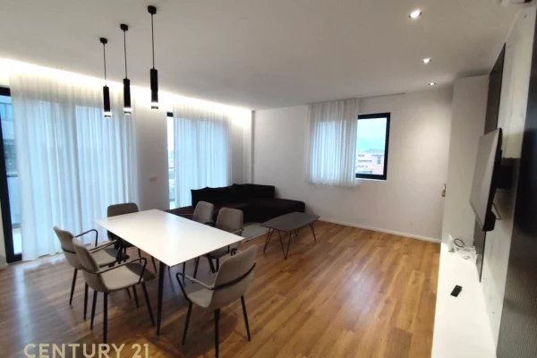 Jepet me Qira Apartament 3+1+2+ Post Parkimi, Residenca Future Home