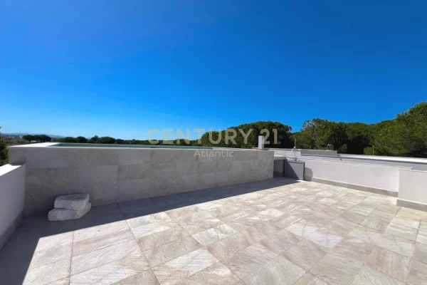 SHESIM SUPER VILE INDIVIDUALE ME PISHINE TEK GJIRI LALZIT, PRANE SAN PIETRO!