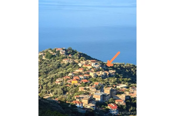 Shtepi ne shitje Apartament ne Himare, 1+1, Mobilimi Bosh, pa mobiluar, Pagesa 140,000  Euro.