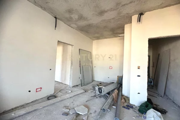 Apartment for sale in Tirana 2+1, Emty