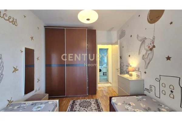 Shtepi me qera Apartament ne Tirane, 2+1, Mobilimi E mobiluar, Pagesa 1,000  Euro.