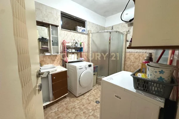 Luxury villas for sale in Tirana 3+1, Furnished