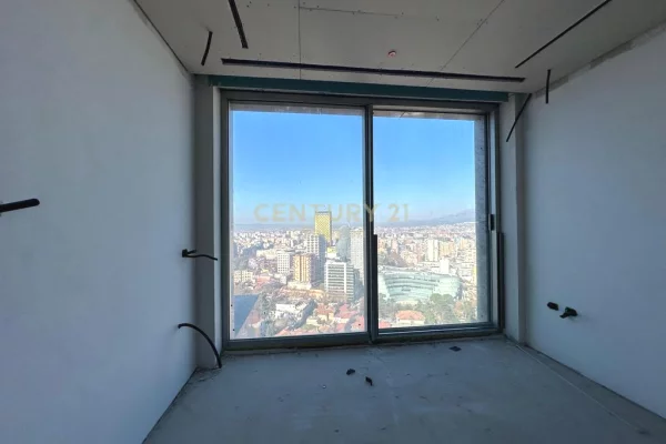 Shtepi ne shitje Apartament ne Tirane, 3+1, Mobilimi Bosh, pa mobiluar, Pagesa 990,000  Euro.