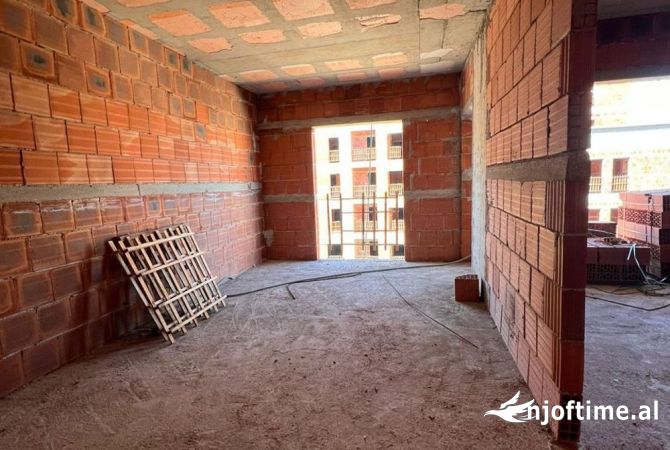 Shtepi ne shitje 1+1 ne Tirane - 75,000 Euro