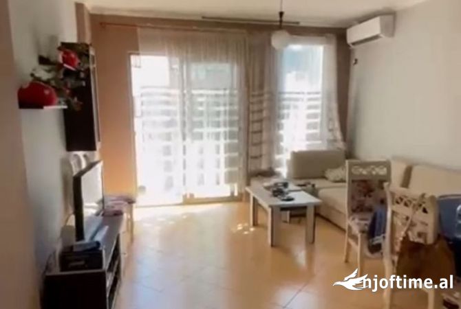 Shtepi me qera 2+1 ne Tirane - 480 Euro