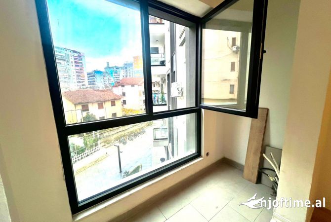 Apartment for rent in Tirana 1+1, Emty