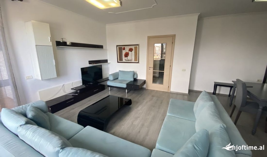 Shtepi me qera Apartament ne Tirane, 2+1, Mobilimi E mobiluar, Pagesa 700  Euro.